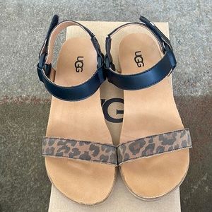 Girls Ugg Sandal